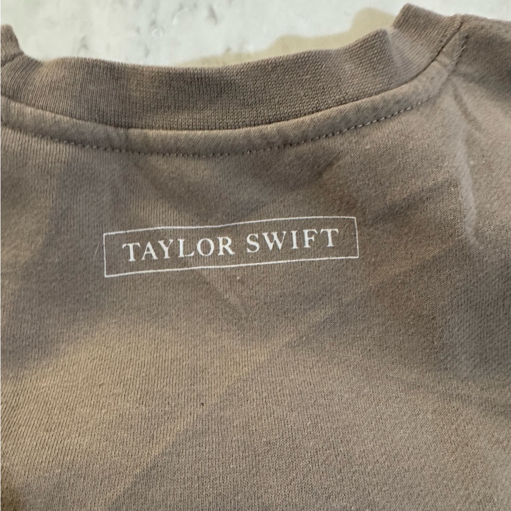 Taylor Swift TTPD Size Large Album Sweatshirt - Picture 6 of 6
